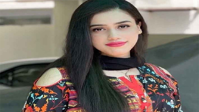Pakistani TikToker and Insta Influencer Alina Amir Viral Mms Video