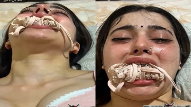 Viral Bhabhi Muh mai panty daba chut chudwaati bhabhi ka