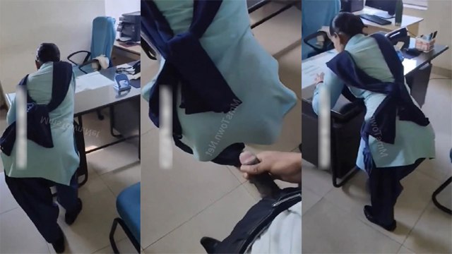 Flash Dick Infront Of Multiple Girls In Public Video